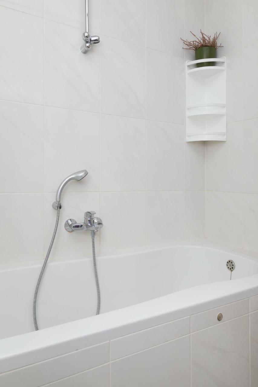 Cute And Sunny Studio In Zagreb With Balcony & Free Parking Exteriör bild