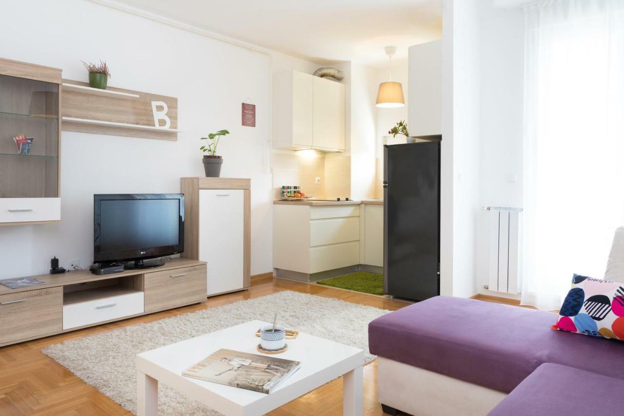 Cute And Sunny Studio In Zagreb With Balcony & Free Parking Exteriör bild