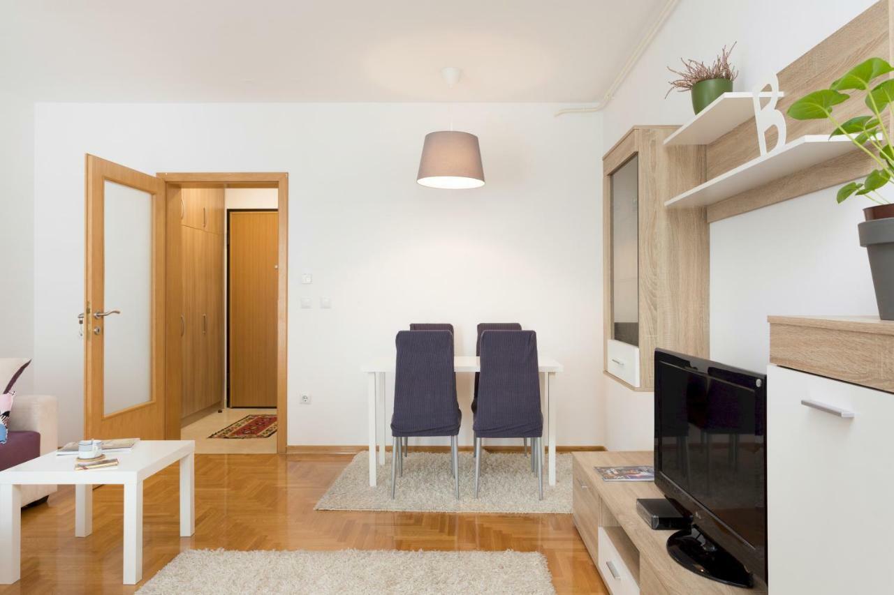 Cute And Sunny Studio In Zagreb With Balcony & Free Parking Exteriör bild